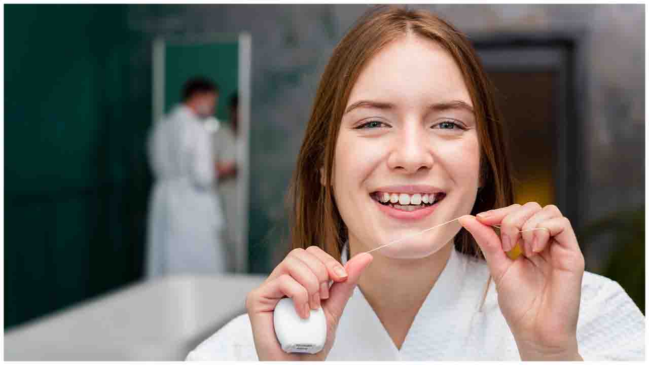 5 BENEFITS OF FLOSSING DAILY