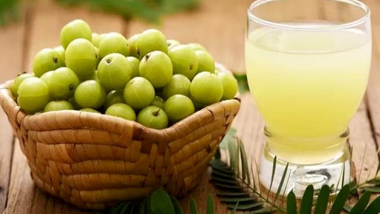 Reap the Benefits of this Wonderful Berry! Amla Juice Benefits